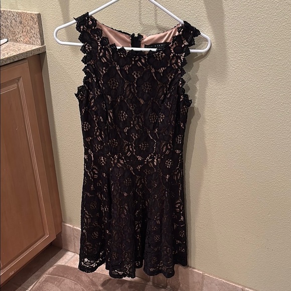 City Studio Black Lace Sleeveless Dress - Picture 2 of 8